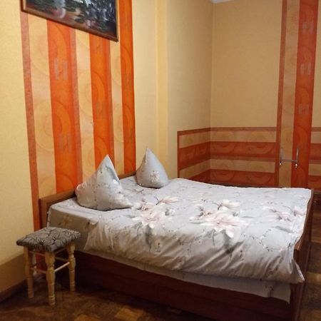 Apartment On Franka Iwano-Frankiwsk Zewnętrze zdjęcie