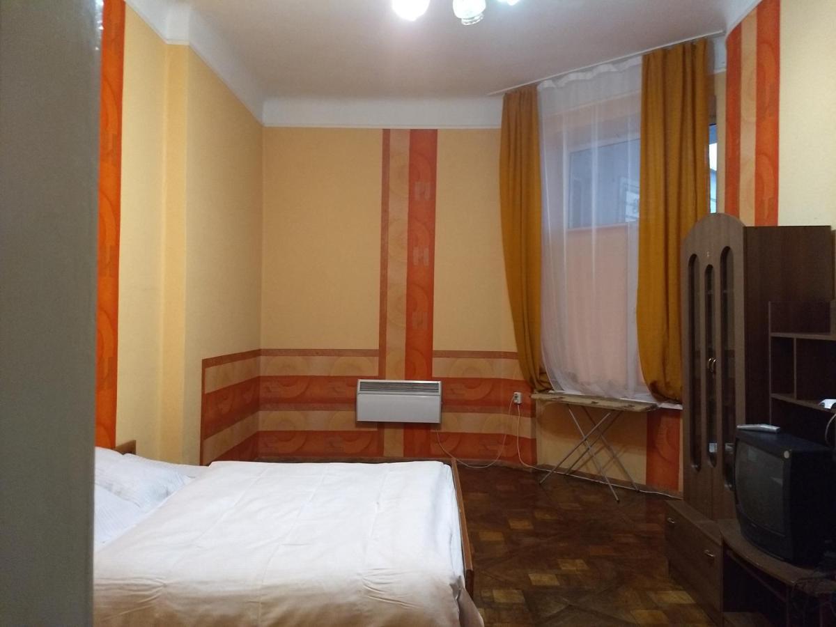 Apartment On Franka Iwano-Frankiwsk Zewnętrze zdjęcie